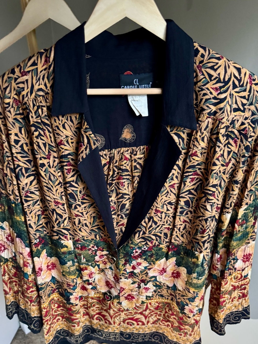 Carole Little Black Heart Buttons Unique and Gold Floral Print Blazer Jacket